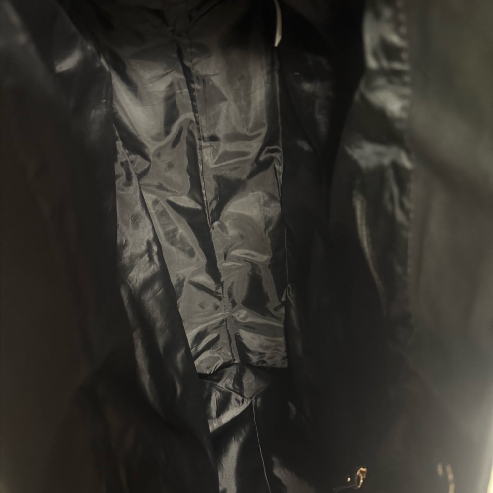 Victoria's Secret Black Gold Tote Bag - Picture 5 of 5